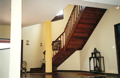 Escada modelo E38